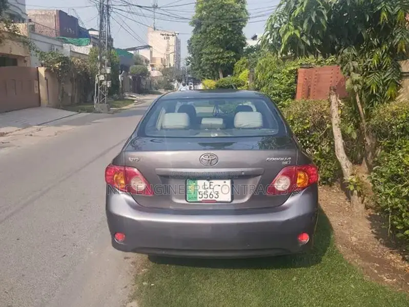 Toyota Corolla GLI Sedan - Used Reliable Compact Car