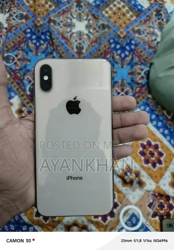 Apple iPhone Xs 64GB Non-PTA Smartphone