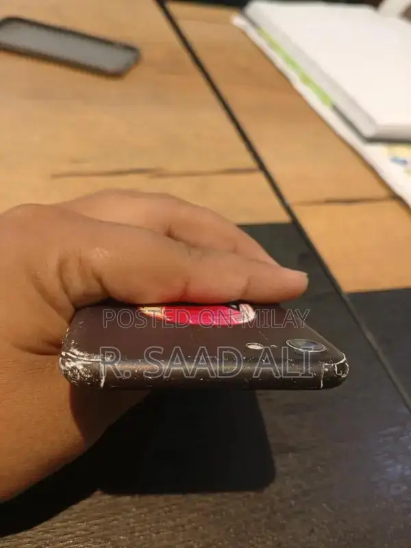 Apple iPhone 7 128GB Non-PTA Smartphone