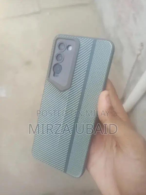 Tecno Coman 18T Smartphone - 4GB RAM 128GB Storage