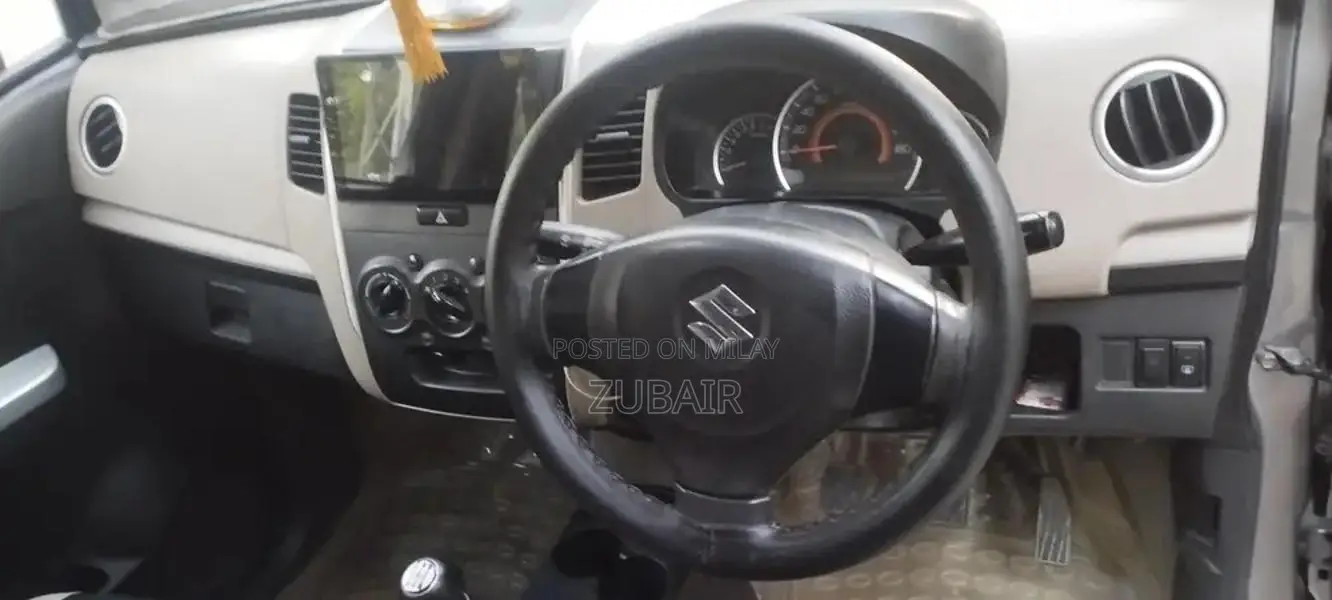 Wagnor 16/17 VXL Compact Crossover SUV