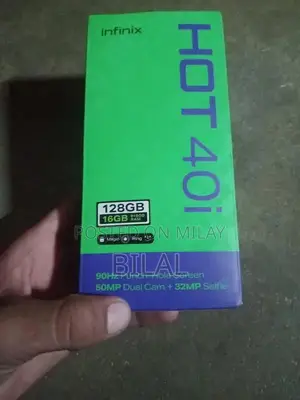 Compact Mobile Device with Basic Functionality