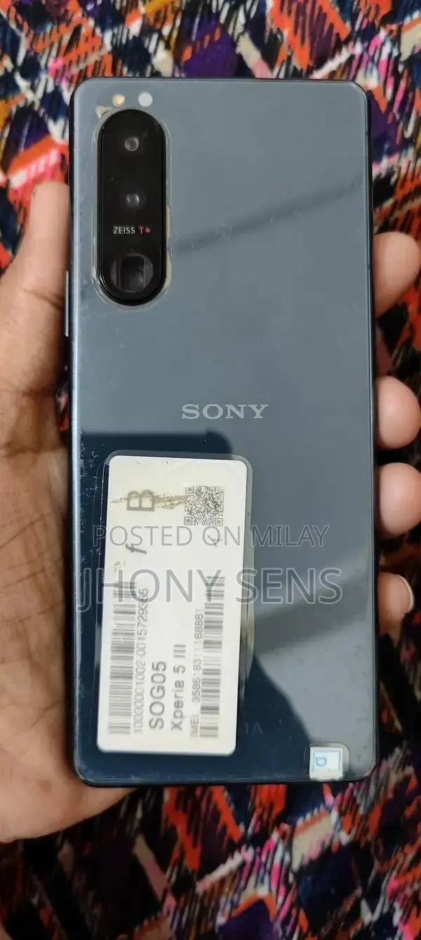 Professional Cinematic Smartphone with Gaming Performance