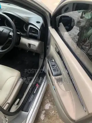 Honda City Sedan 2015 - Clean Condition with Alloy Rims