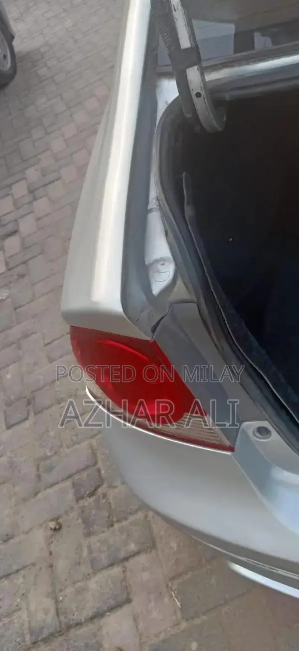 2009 Honda Civic Reborn: Automatic, Full Options, Excellent Condition