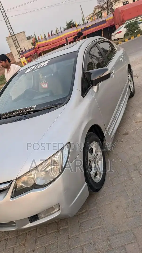 2009 Honda Civic Reborn: Automatic, Full Options, Excellent Condition