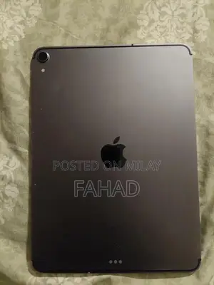 Photo - Apple iPad Pro 2018 11-inch 64GB Gaming Tablet