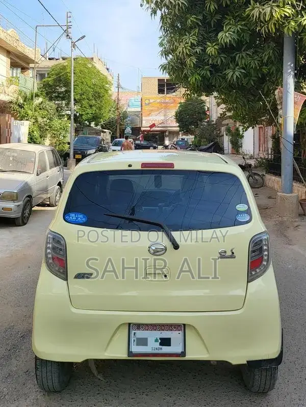 Daihatsu Mira G Push Compact Hatchback