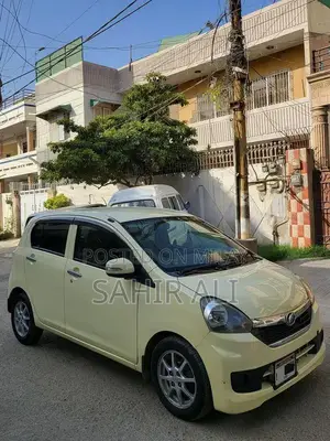 Daihatsu Mira G Push Compact Hatchback