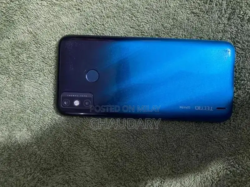 Budget Smartphone with Large Battery and Fingerprint Sensor