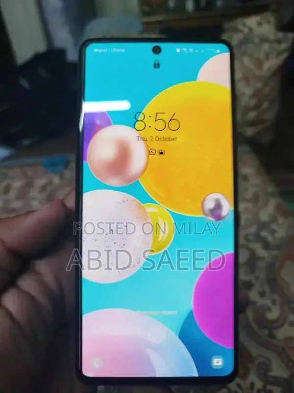 High-Performance Smartphone with Large Storage