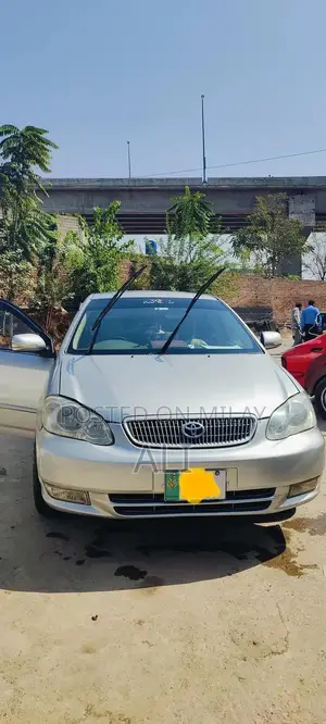 Toyota Corolla XLI 2002 Sedan with Petrol and CNG