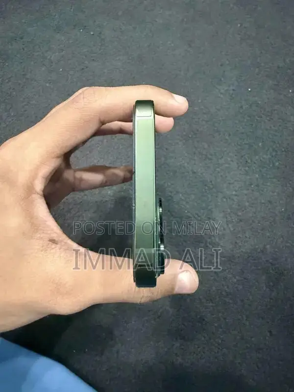 iPhone 13 Alpine Green 128GB Excellent Condition