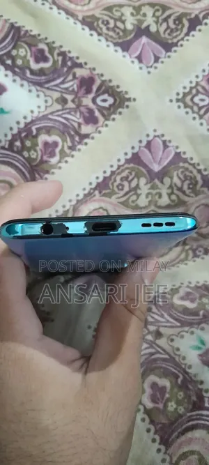 Vivo V20 128 GB Blue