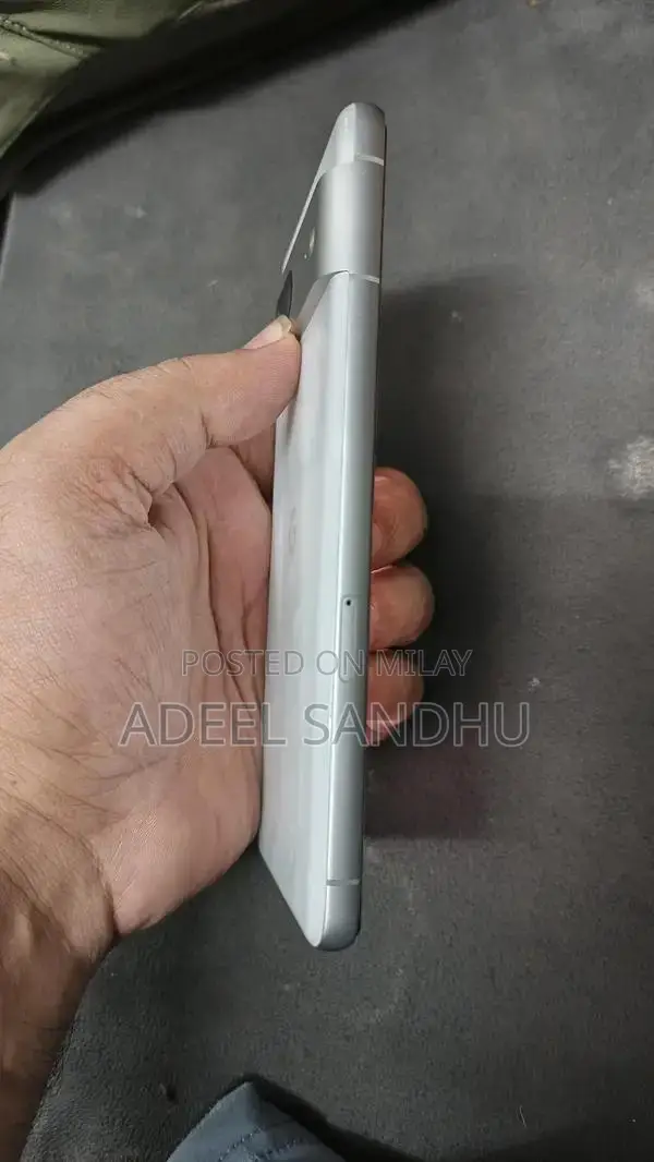 Google Pixel 7 Smartphone 6GB RAM 128GB Storage Pristine Condition