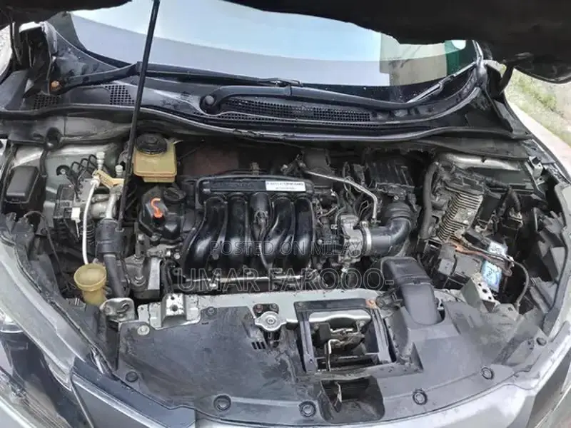 Honda Vezel Hybrid SUV - 2013 Model, Imported and Registered