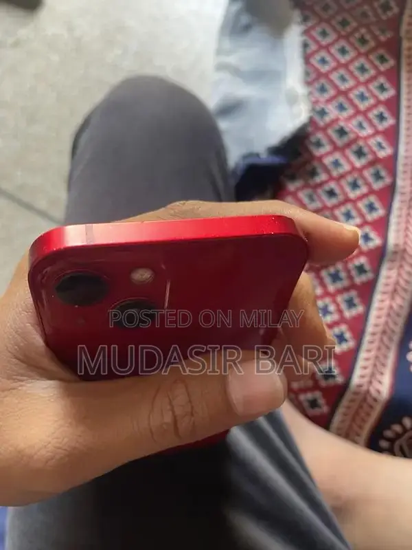 iPhone 13 128GB Product Red Smartphone