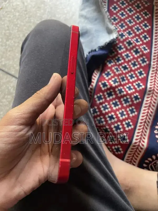 iPhone 13 128GB Product Red Smartphone