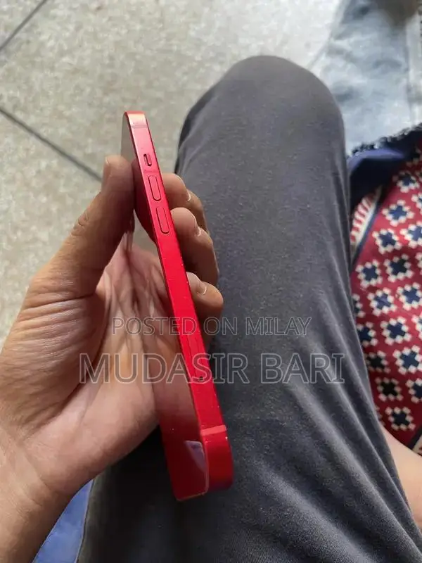 iPhone 13 128GB Product Red Smartphone