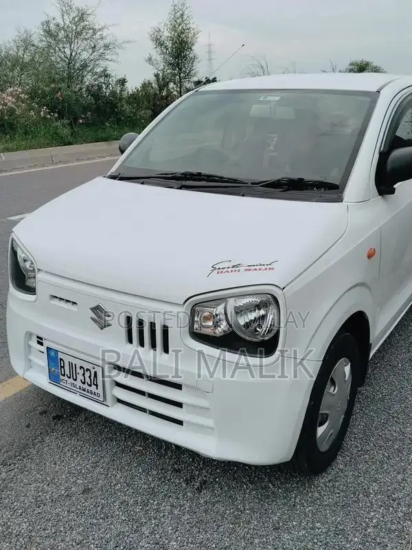 Alto VXR Antique No-Touch Compact Car