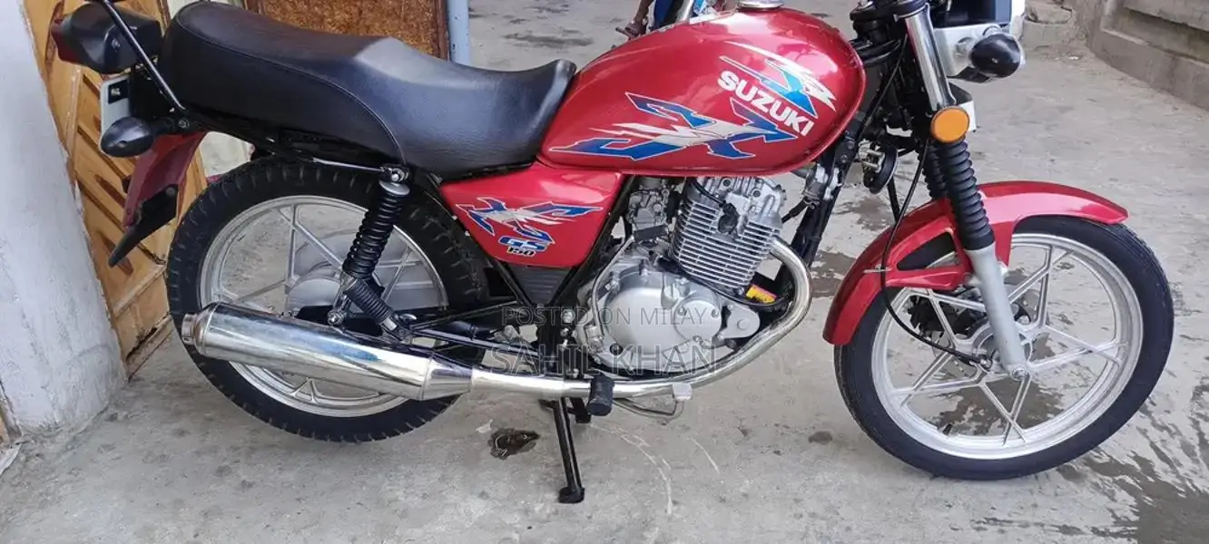 Suzuki GS150SE Motorcycle - Low Mileage, Excellent Condition