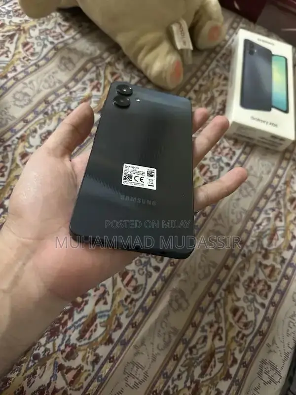 Samsung A06 Smartphone - 4GB RAM, 64GB Storage, Pristine Condition