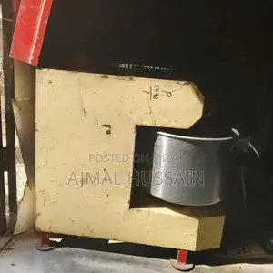 Commercial Heavy-Duty Dough Mixer - 8 kg Capacity