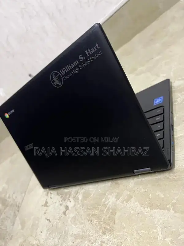 Acer R752T Touchscreen Laptop Ultrabook