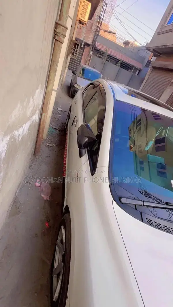 Honda Civic Sedan - Reliable Compact Car