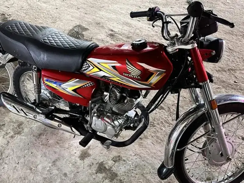 Honda 125cc Motorcycle - Reliable Two-Wheeler