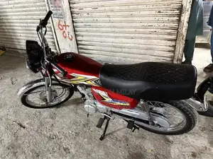 Honda 125cc Motorcycle - Reliable Two-Wheeler
