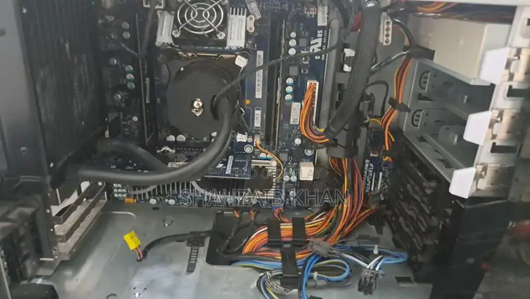 Alienware Aurora R4 Gaming Desktop PC