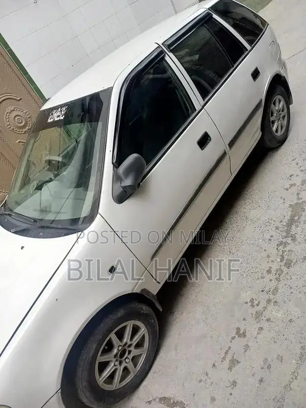 Well-Maintained Vehicle with New Battery and Recently Serviced Engine