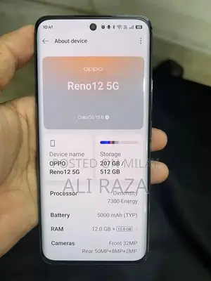 Photo - High-Performance 5G Smartphone with Excellent Camera