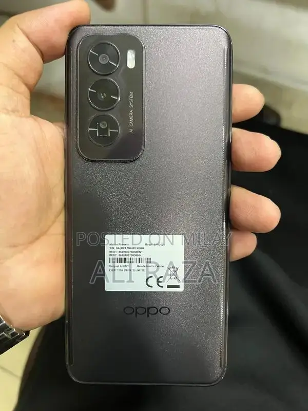 High-Performance 5G Smartphone with Excellent Camera