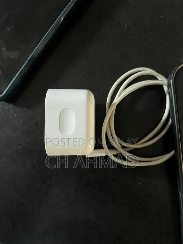 Original Apple iPhone Charging Adapter