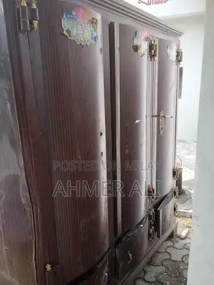 Photo - Spacious Wooden Almari Wardrobe for Storage