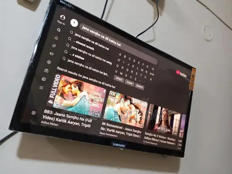 Samsung 32-inch Android Smart LED TV with Wall Mount