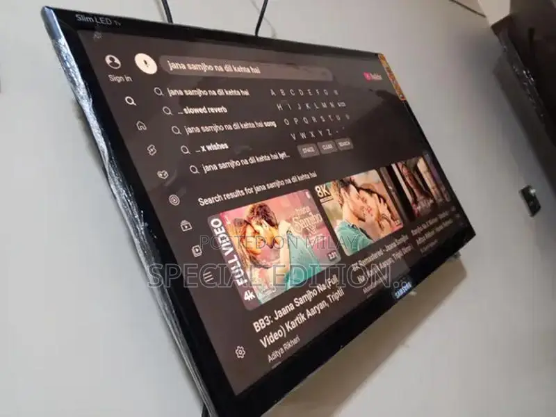 Samsung 32-inch Android Smart LED TV with Wall Mount