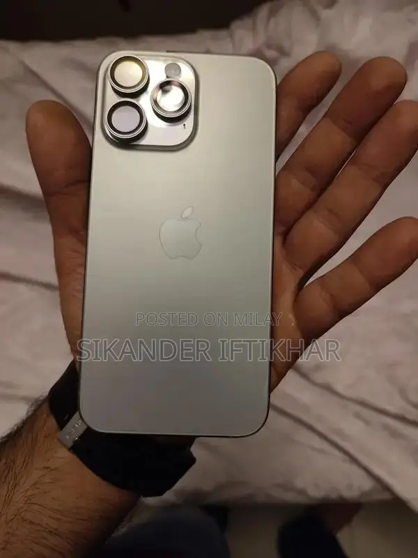 Apple iPhone 15 Pro Max 256GB Dual eSIM Smartphone