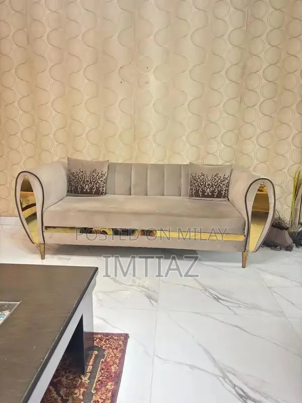 Modern Six Seater Sofa Set - Excellent Condition