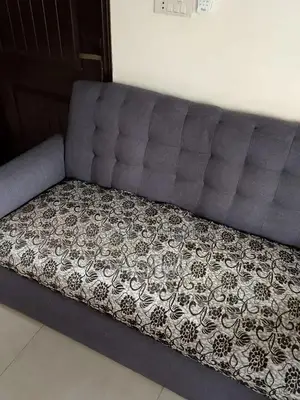 Photo - Elegant 5-Seater Sofa Set with Matching Glass-Top Tables