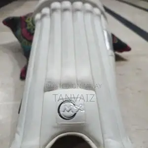 Photo - MX Player Edition Protective Knee Pads