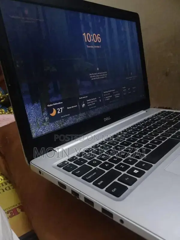 Dell Inspiron 5570 Laptop Core i5 8th Gen Windows 11