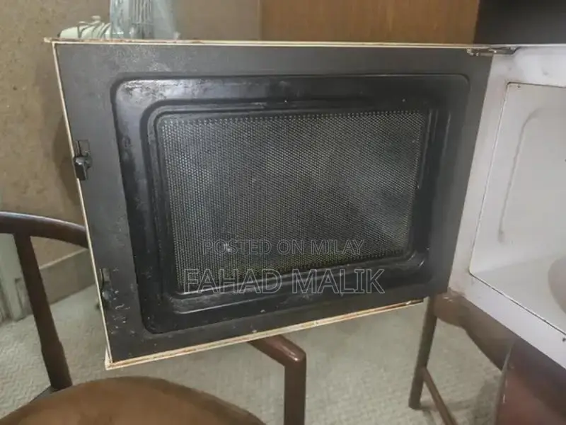 Orient Microwave Oven - Compact Kitchen Appliance