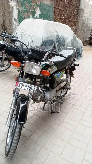 70cc Small Displacement Motorcycle with Recent Registration