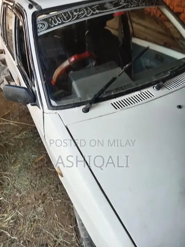 Suzuki Mehran VX Used Car - Well-Maintained Sedan