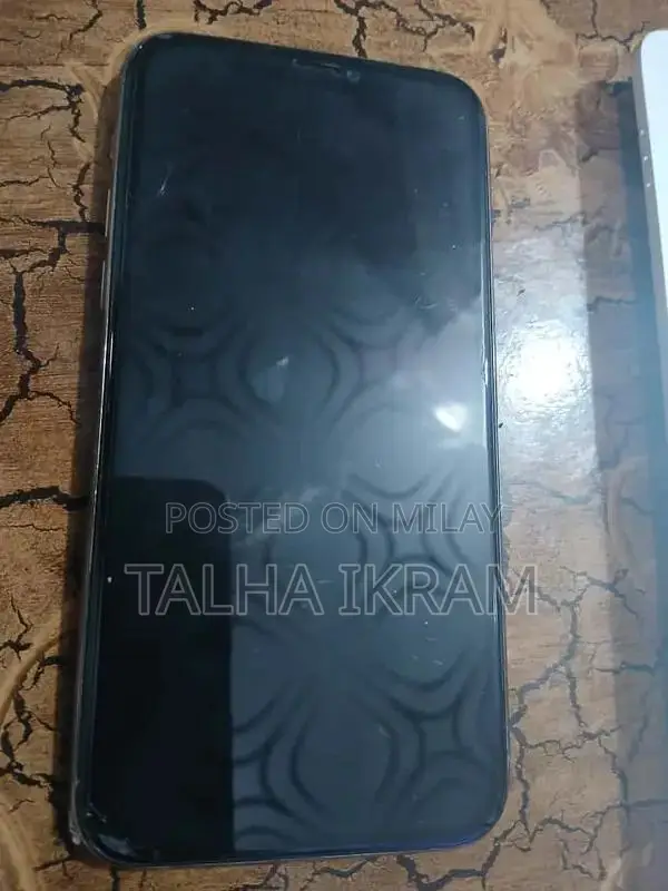 Apple iPhone 11 Pro 64GB Smartphone