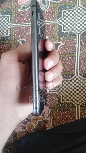 Apple iPhone 8 64GB Excellent Condition Non-PTA