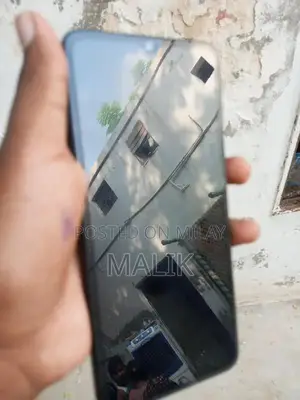 6+2 Smartphone Urgent Sale Excellent Condition